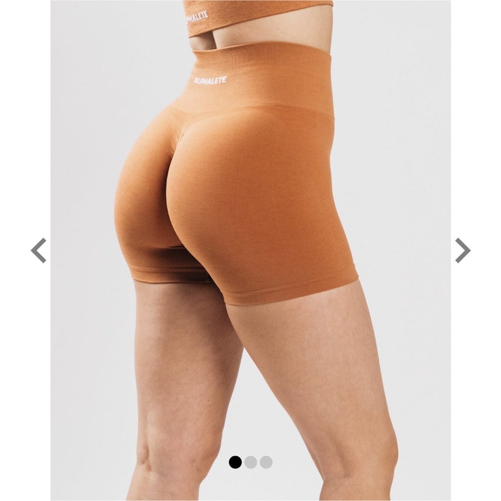Alphalete OG Amplify Shorts Mandarin